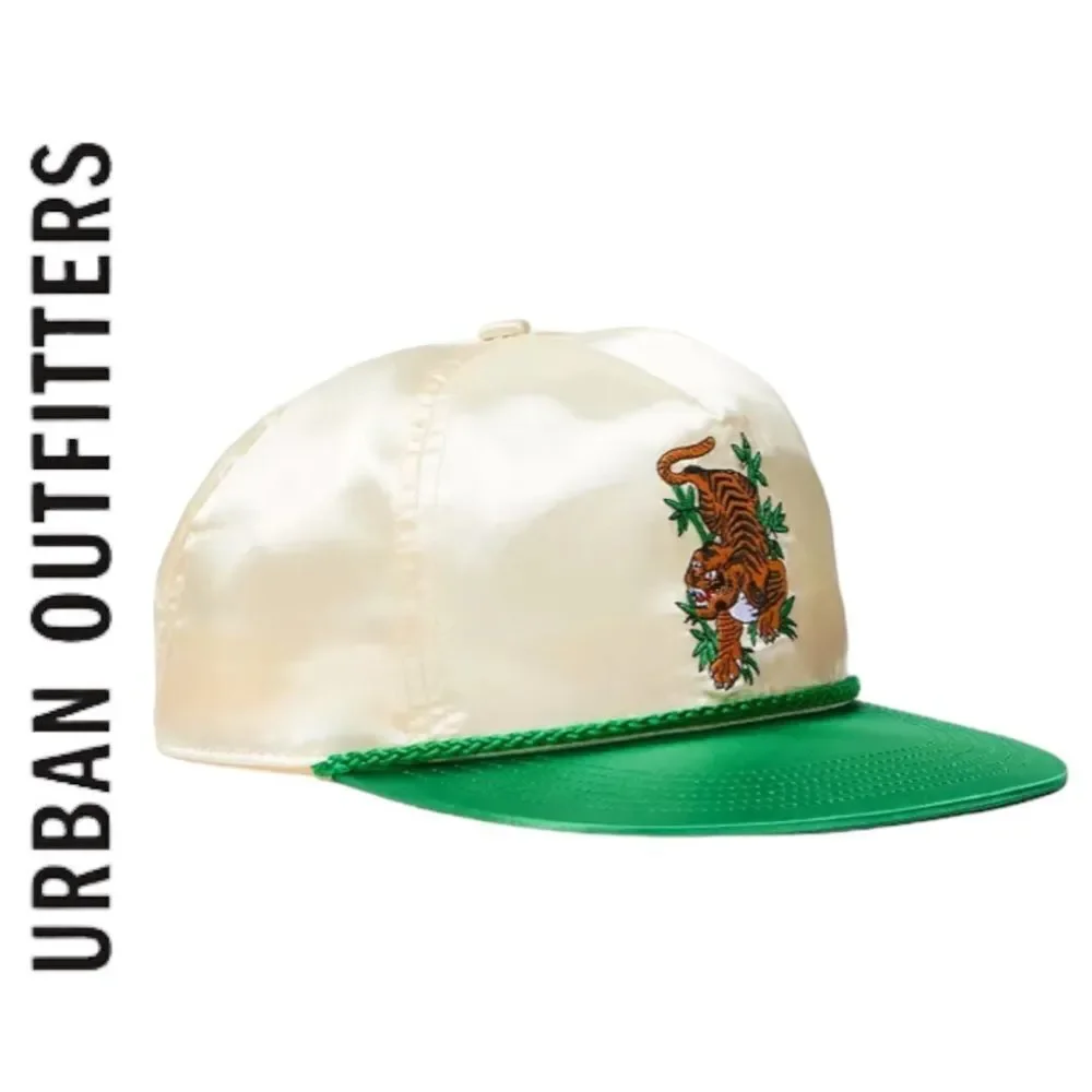 UO Urban Outfitters Embroidered Tiger Souvenir Cap Hat NEW
